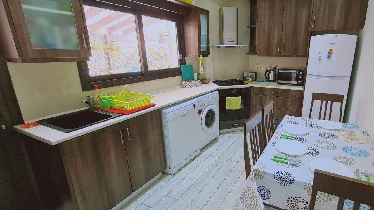Stay Garden Flat Ларнака Екстер'єр фото