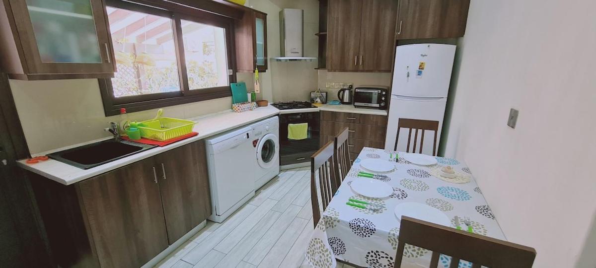 Stay Garden Flat Ларнака Екстер'єр фото